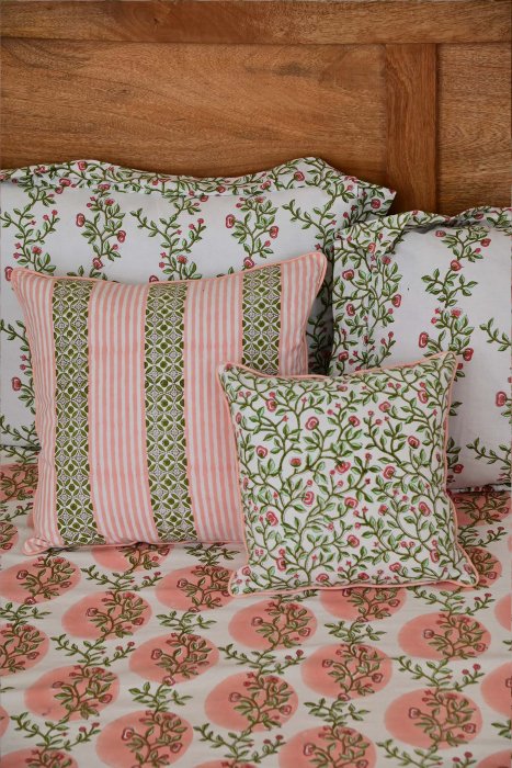 Blooming Trail 16*16 Cushion Cover