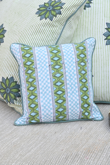 Pattern Field 12*12 Cushion Cover