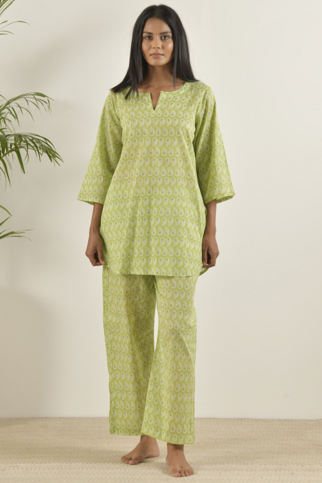 Fir Trees Voile Night Suit
