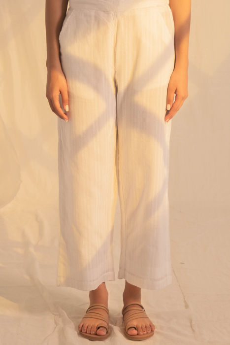 White Jacquard Cotton Seriously Short Pant 