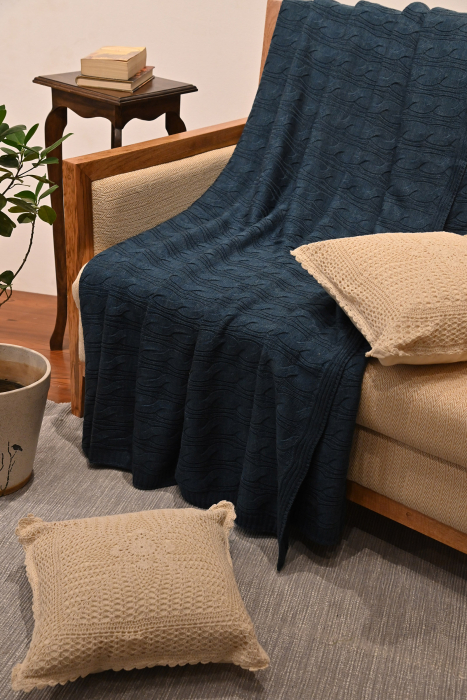 Pacific Blue knitted Woolen Throws