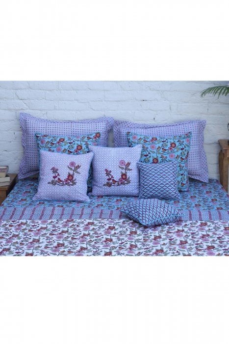 Valley Of Flowers Bed Cover