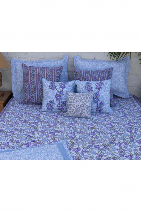 Tulip Trails Bed Cover