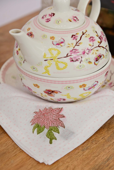 Poinsettia Floral Printed Tea Napkin Set Of 6