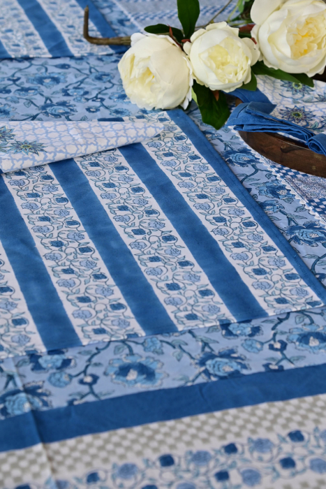 Call Of The Ocean Table Cloth 